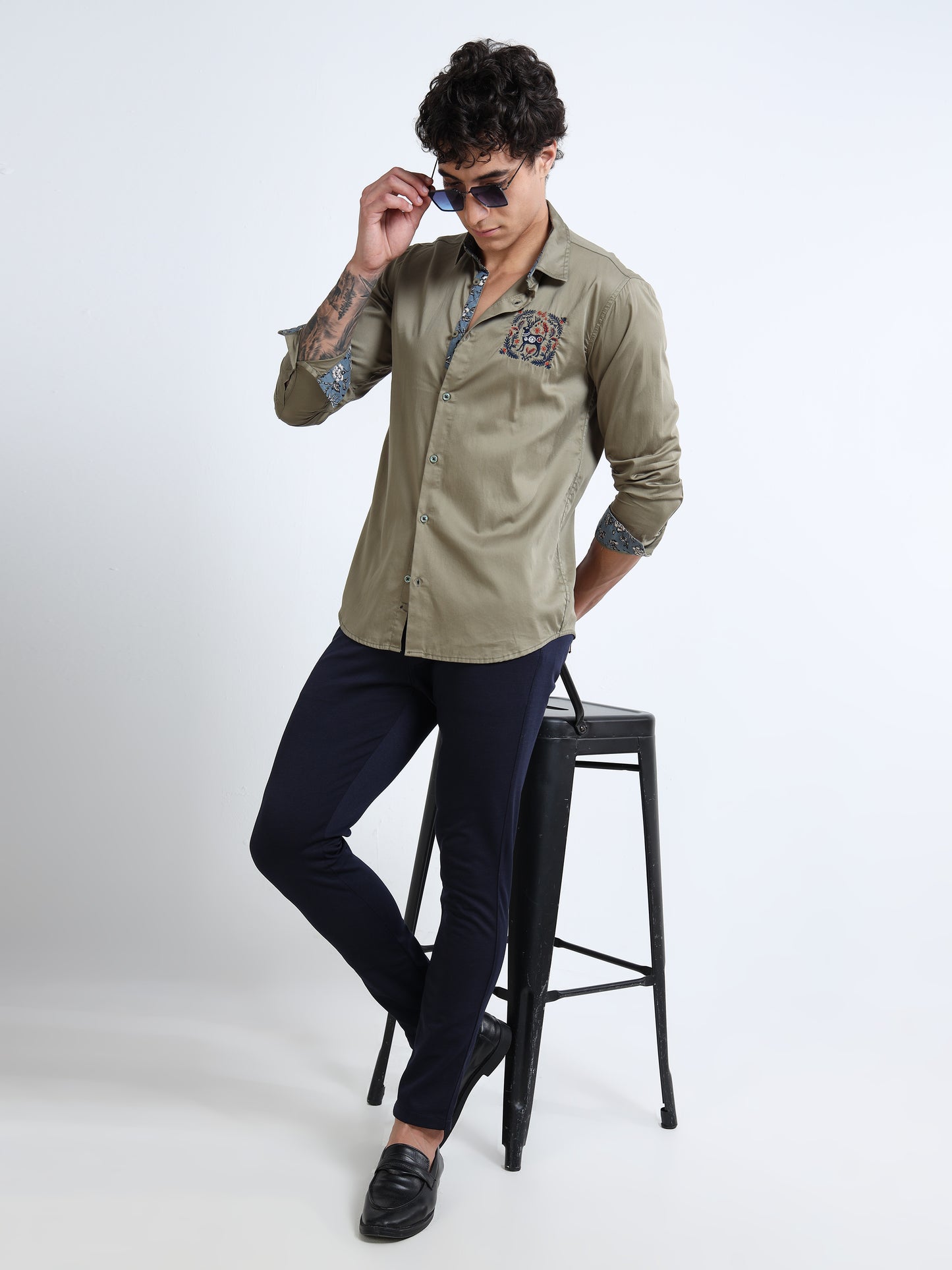 Men’s Olive Green Slim-Fit Shirt with Embroidered Stag Motif