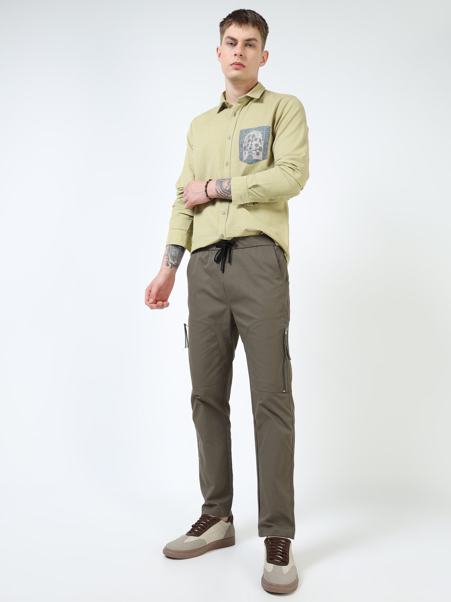 Men’s Light Olive Cotton Casual Shirt with Blue Contrast Prinetd Pocket