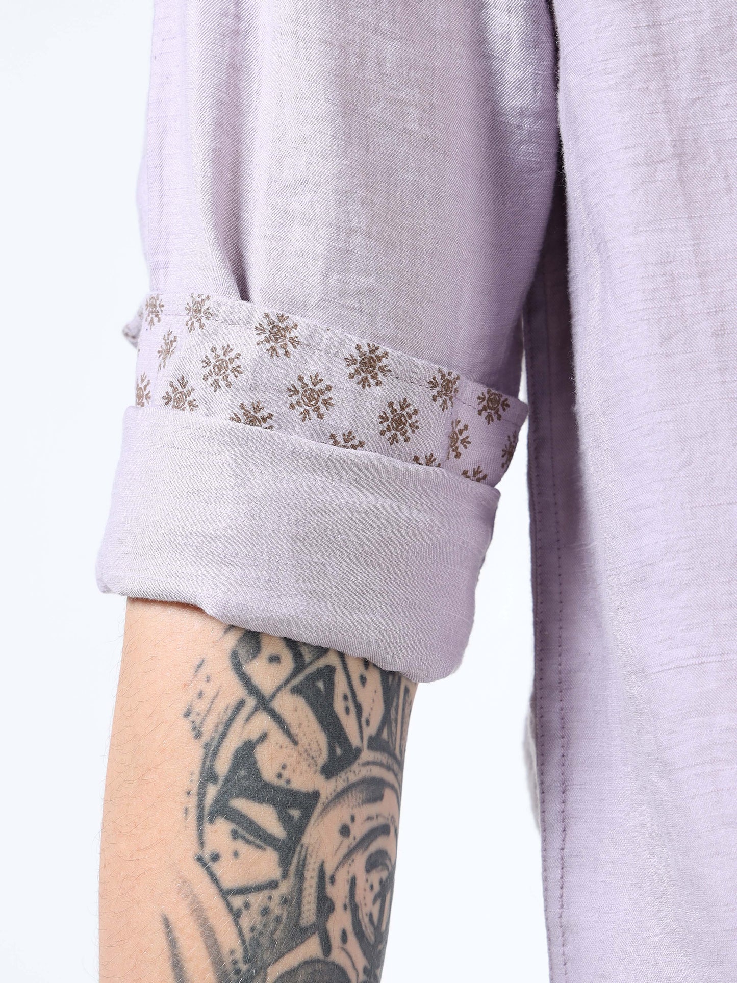 Men’s Lavender Textured Cotton Casual Shirt with Palm Tree Embroidery