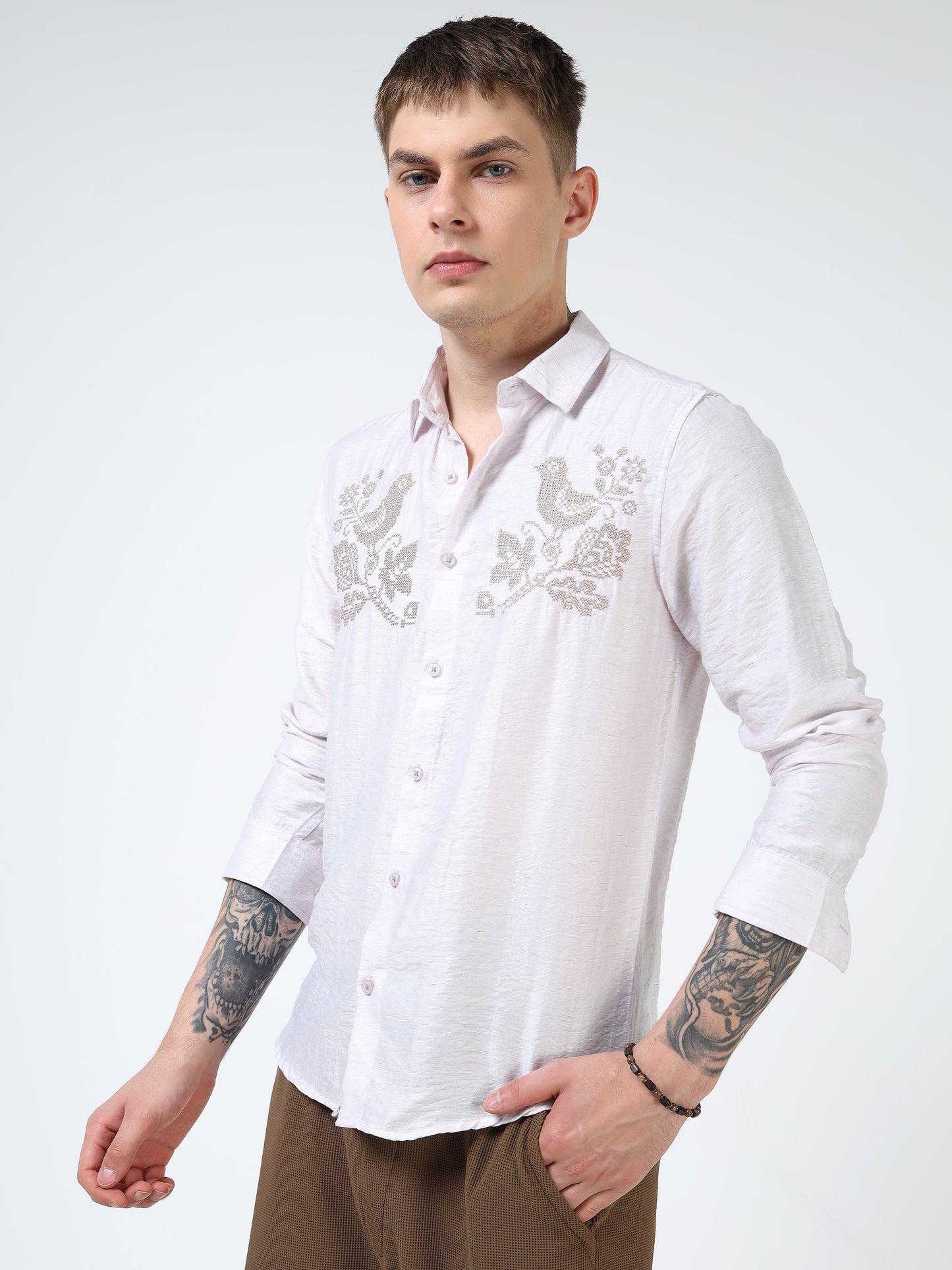 Men’s Light Lavender Textured Cotton Casual Shirt with Bird Embroidery